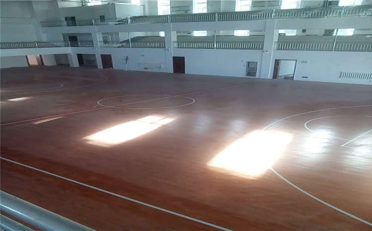 学校体育馆实木地板结构