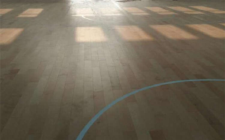 俄勒冈松篮球场木地板安装工艺