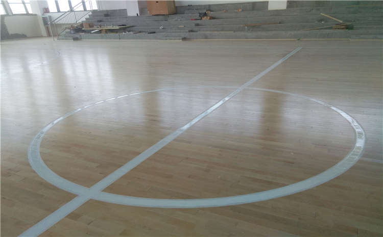 枫桦木篮球木地板结构