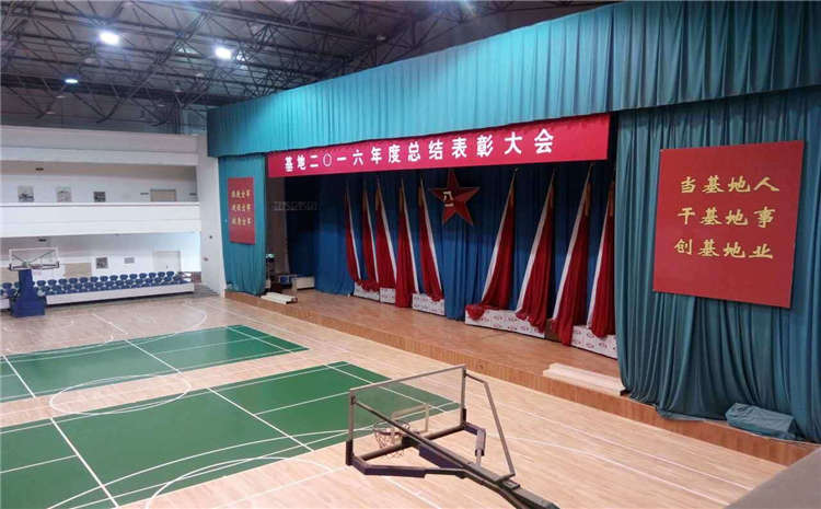 篮球场木地板维修是翻新还是更换