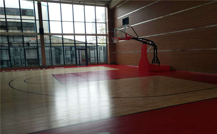 篮球场木地板应考虑什么问题