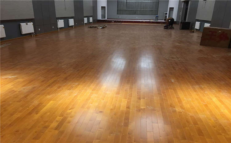大型实木运动地板厂家批发