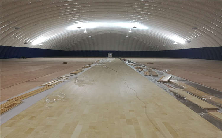 24厚风雨操场地板施工技术方案