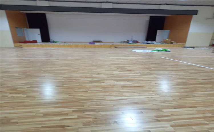 22厚乒乓球馆木地板怎么维修？