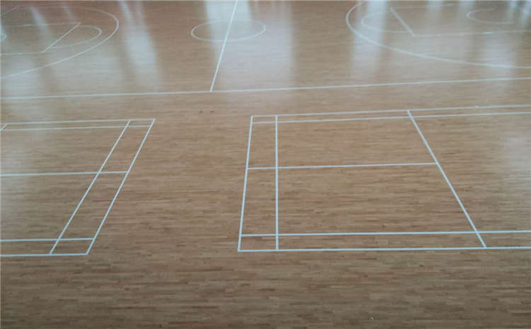 俄勒冈松木地板篮球场造价是的多少？