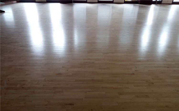 枫木篮球馆木地板结构