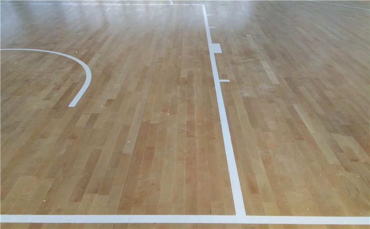 五角枫篮球场实木地板双层龙骨结构