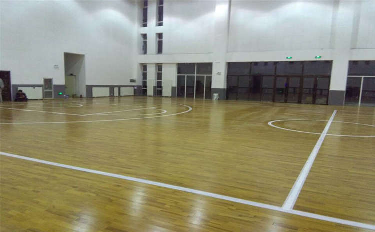 柞木运动篮球地板施工技术方案