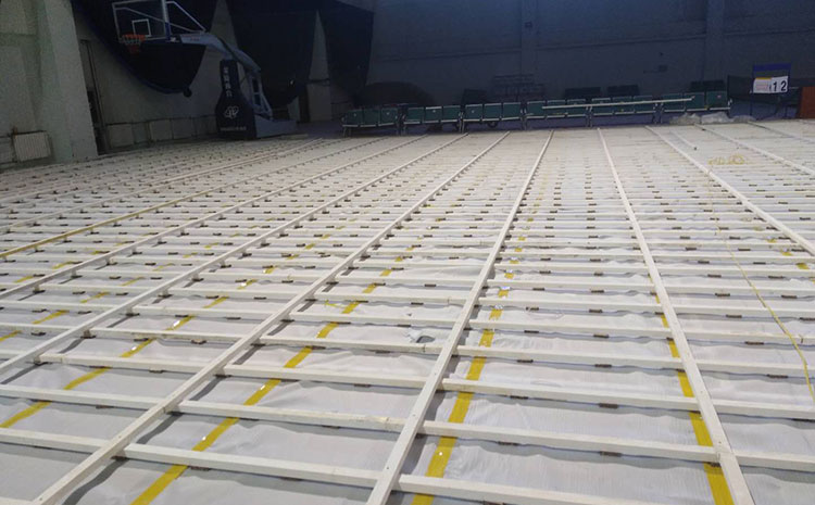 24厚篮球场实木地板施工技术方案